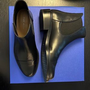 Stuart Weitzman Gobi bootie, 37.5/7 like new condition